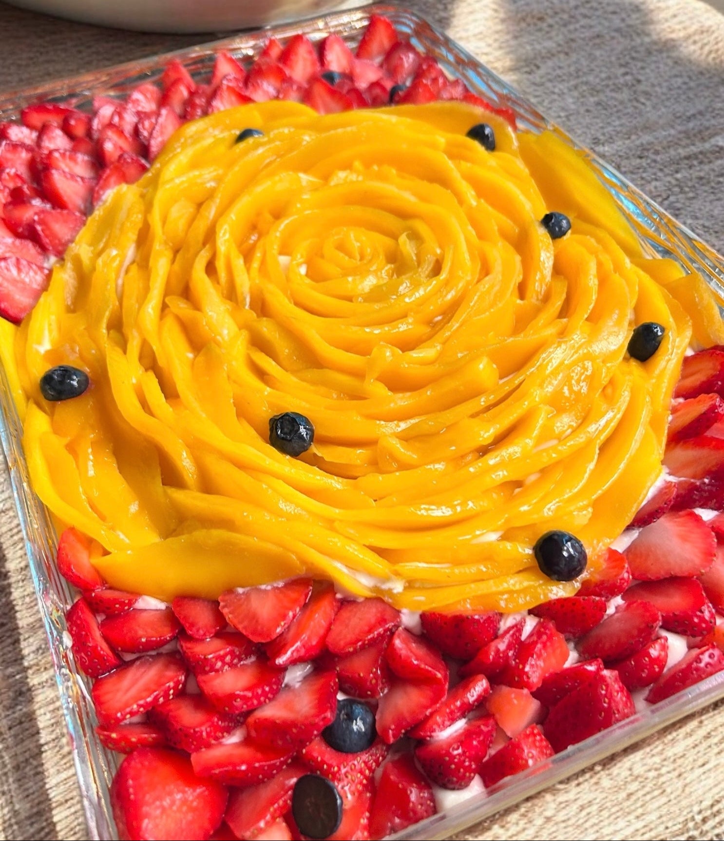 Trifle Mango with Strawberry