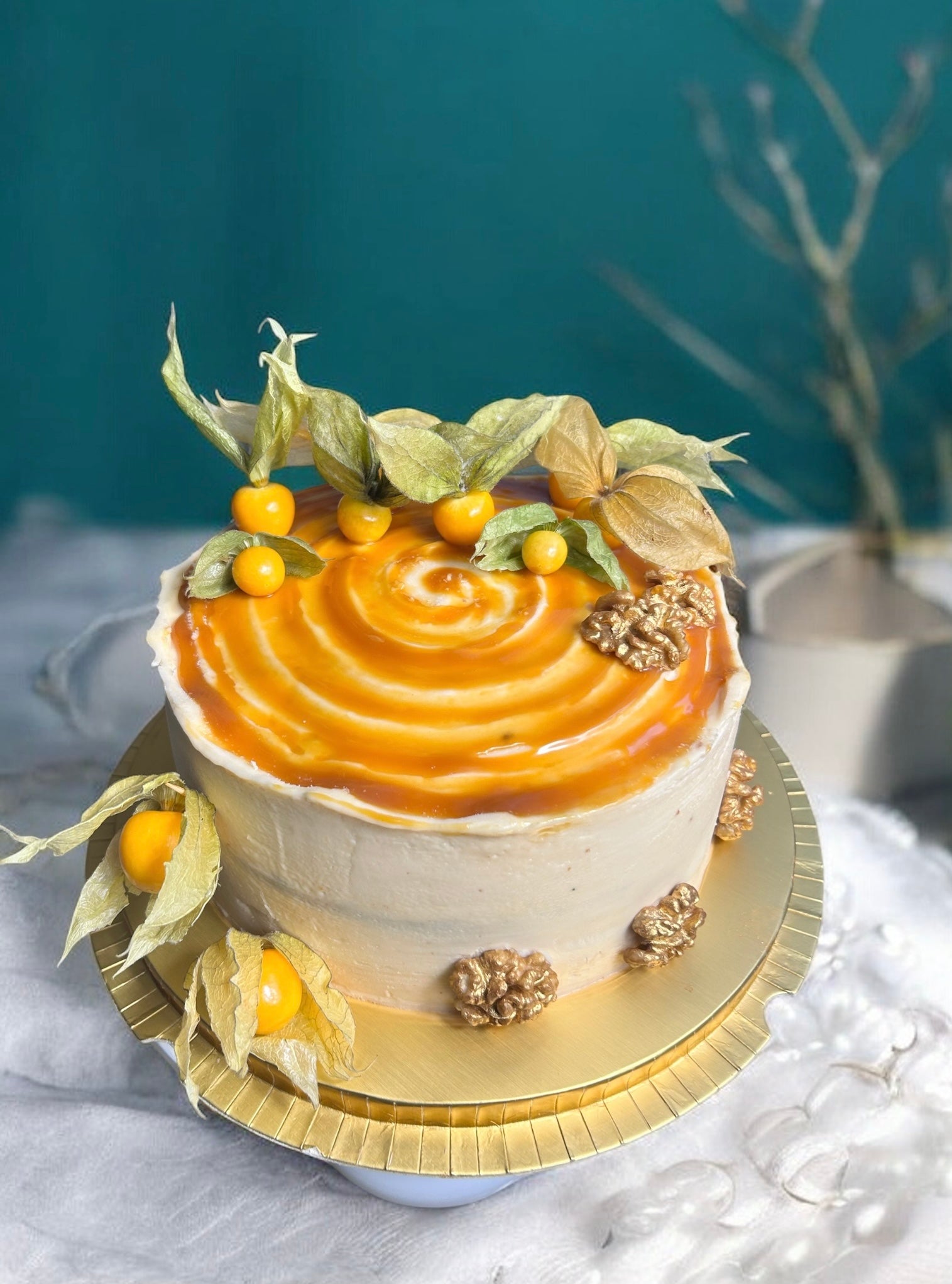 Walnuts Caramel Cake