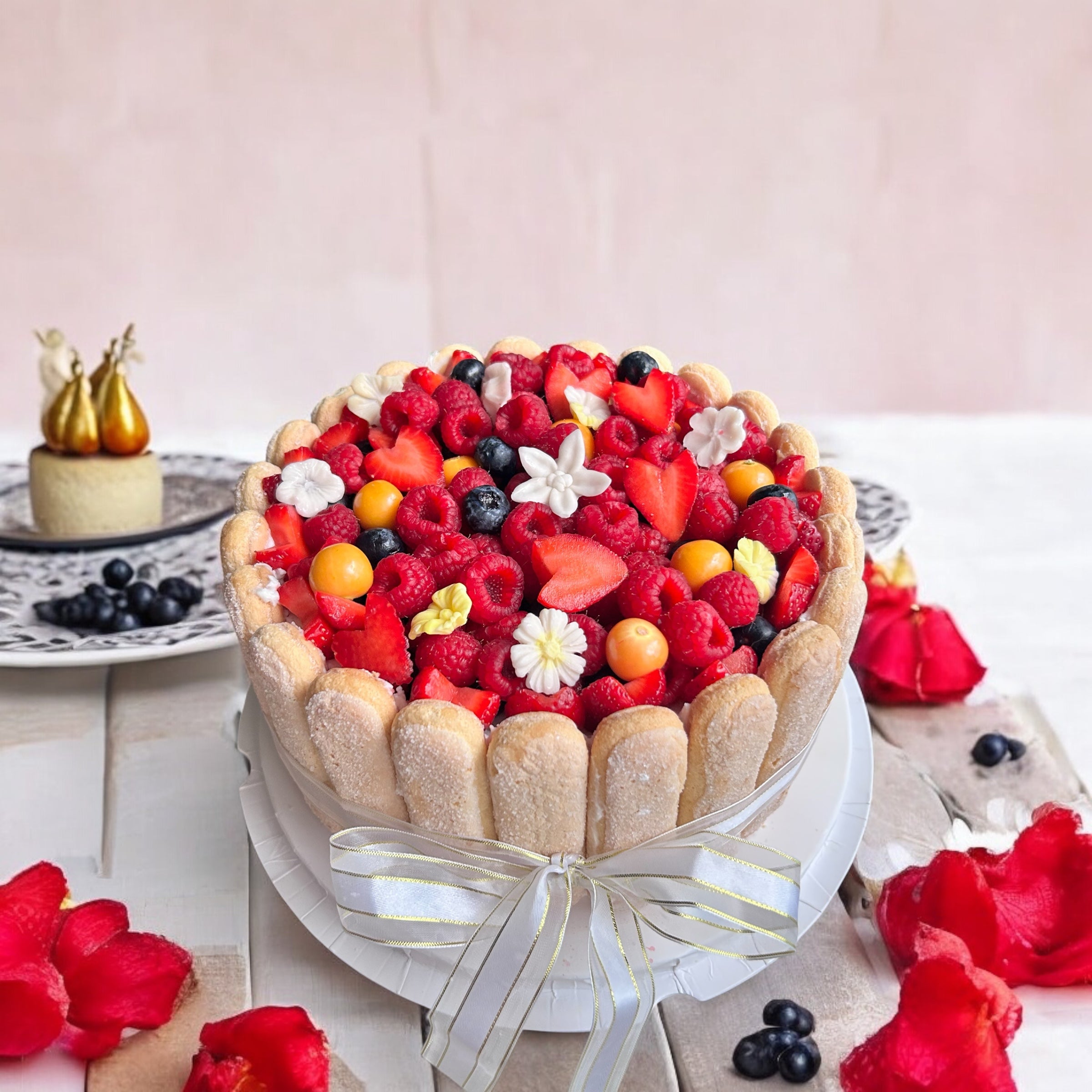 Mixed strawberries and berries tiramisu
