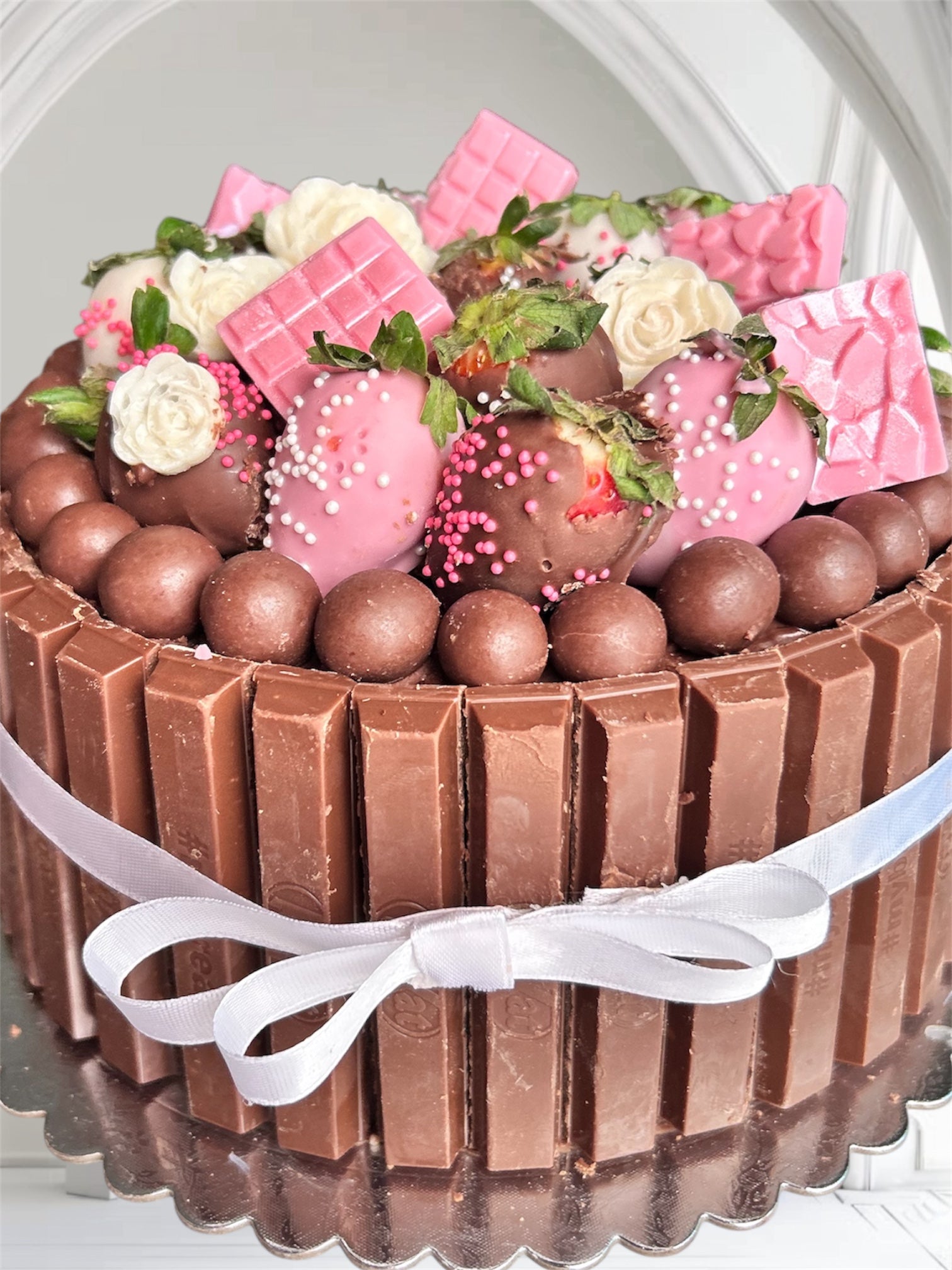 KitKat Chocolate Cake